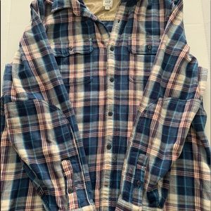 Men’s flannel shirt
